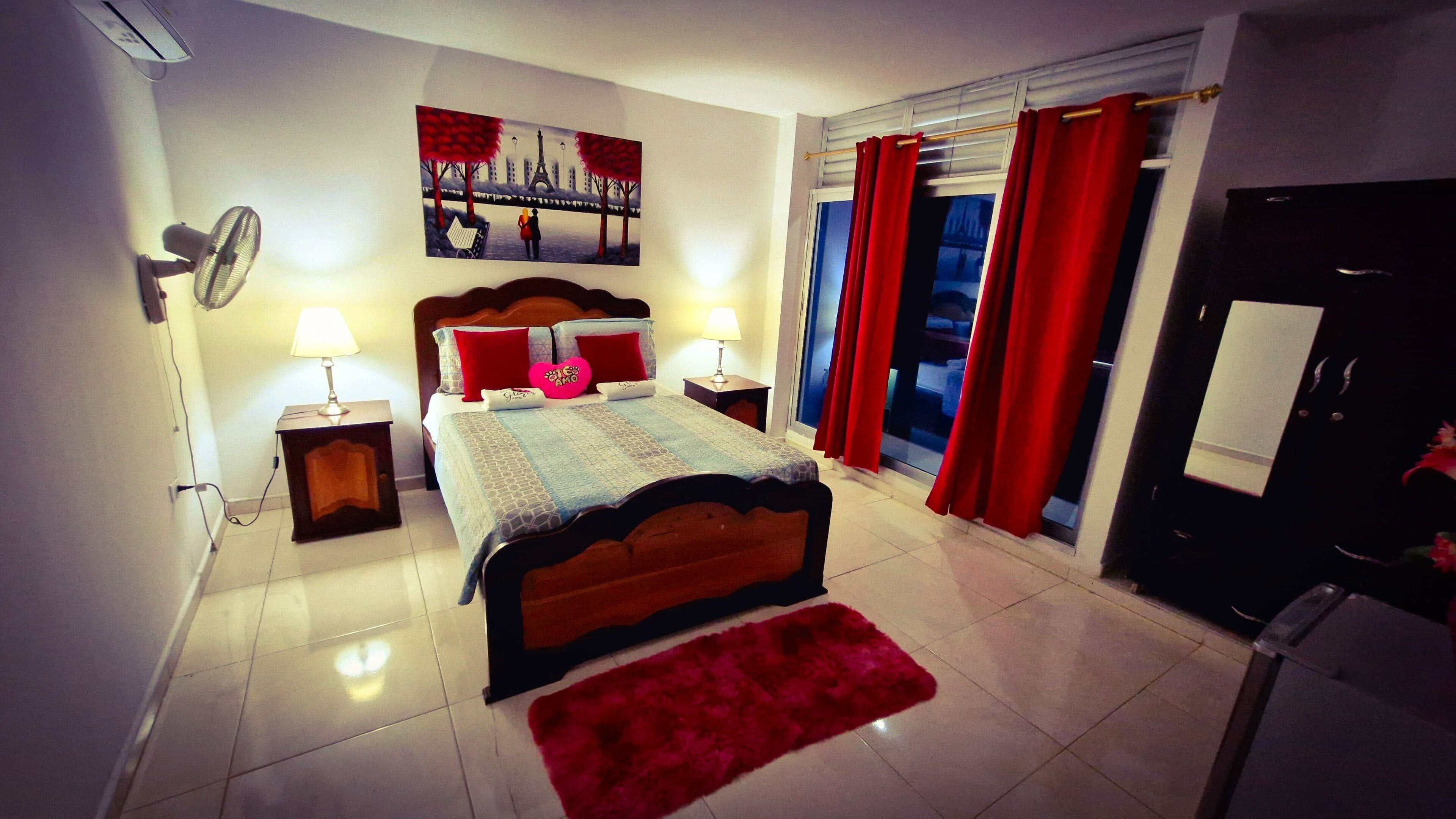 Habitació doble Deluxe, balcó, vistes a la ciutat | Wifi gratuïta 