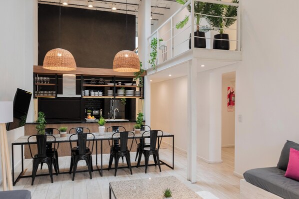 Townhome | Living area - FLIPHAUS Teodoro Garcia 2100 (Buenos Aires)