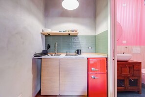 Micro-ondes, plaque de cuisson