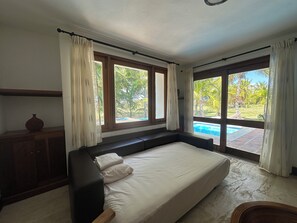 4 habitaciones y caja de seguridad en la habitación 