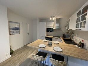 Fridge, microwave, oven, dishwasher