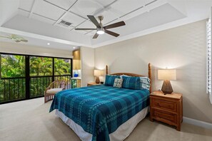 2 bedrooms, iron/ironing board, WiFi, bed sheets - Modern Spacious Beachfront Luxury in Wailea. Family Friendly! (Kihei)