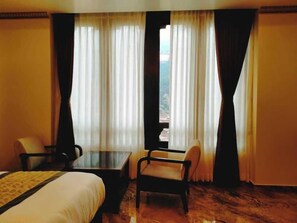 Superior Double Room, Mountain View - Drukgyal Twin Tower Hotel (Thimphu)