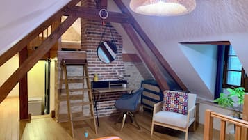 1 camera, ferro/asse da stiro, culla da viaggio, Wi-Fi gratuito