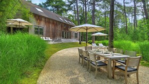 Outdoor dining - Architects Home surrounded by private, serene woodlands, conveniently... (East Hampton)