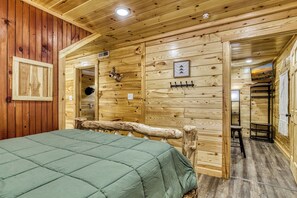 3 多间卧室、熨斗/熨衣板、免费 WiFi、床单