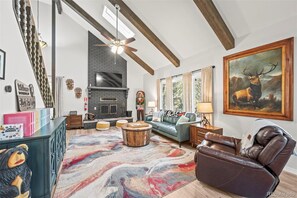 Smart-TV, peis og fotballspill