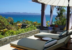 Deluxe-Villa, Meerblick | Terrasse/Patio