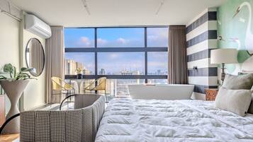 1 quarto, ferros/tábuas de passar roupa, acesso à internet