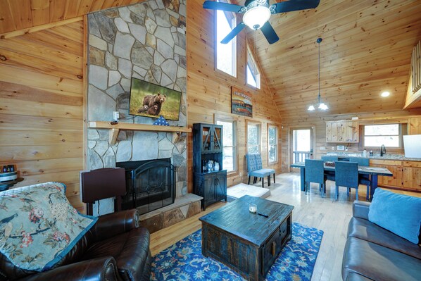 Cabin, Multiple Beds, Hot Tub, Mountain View (Mountain Haven in The Woods) | Living area | 42-inch flat-screen TV with digital channels, fireplace