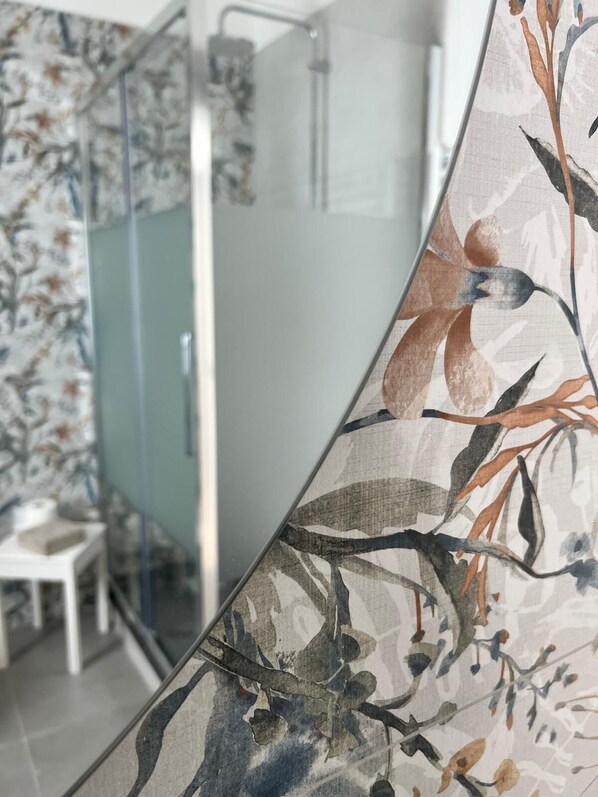 Family Apartment, 1 Double Bed with Sofa bed, Kitchen, Mountain View | Bathroom | Hair dryer, soap, shampoo, toilet paper