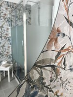 Family Apartment, 1 Double Bed with Sofa bed, Kitchen, Mountain View | Bathroom | Hair dryer, soap, shampoo, toilet paper