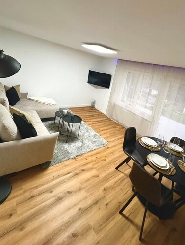 Idyllische Familien-Ferienwohnung nahe Zürich & Rheinfall – Ruhe & Natur pur!