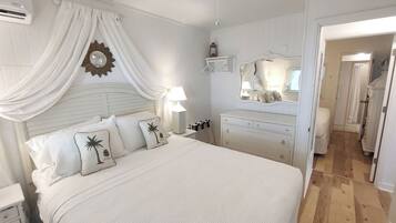 2 habitaciones, escritorio, tabla de planchar con plancha y wifi