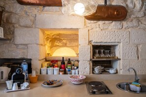 Fridge, microwave, stovetop, coffee/tea maker - Loft Le Nuvole with view (Modica)