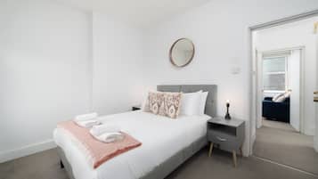 1 soverom, strykejern/-brett, wi-fi og sengetøy