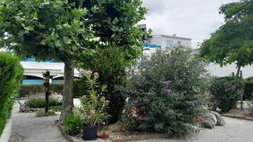 Enceinte de lâhĂ©bergement