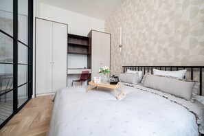 1 Schlafzimmer, Schreibtisch, Bügeleisen/B ügelbrett, kostenloses WLAN