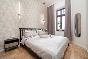 1 bedroom, desk, iron/ironing board, free WiFi