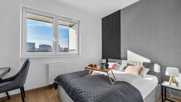 1 Schlafzimmer, Schreibtisch, Bügeleisen/Bügelbrett, kostenloses WLAN