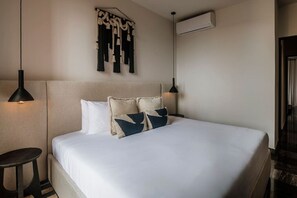 4 室のベッドルーム、アイロン / アイロン台、旅行用ベビーベッド、WiFi (無料)