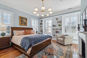 1 bedroom, iron/ironing board, internet, bed sheets - Palazzo Sul Monte-Due (Wilmington)