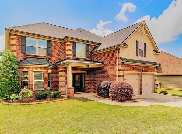 Exterior - MASTERS RENTAL Charming 4 bedroom home in beautiful Augusta, GA! (Augusta)