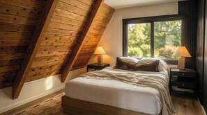 3 bedrooms, desk, iron/ironing board, travel cot