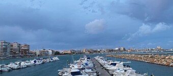 DETACHED VILLA WITH PRIVATE POOL. LOCATED BETWEEN THE 2 LAGOONS.