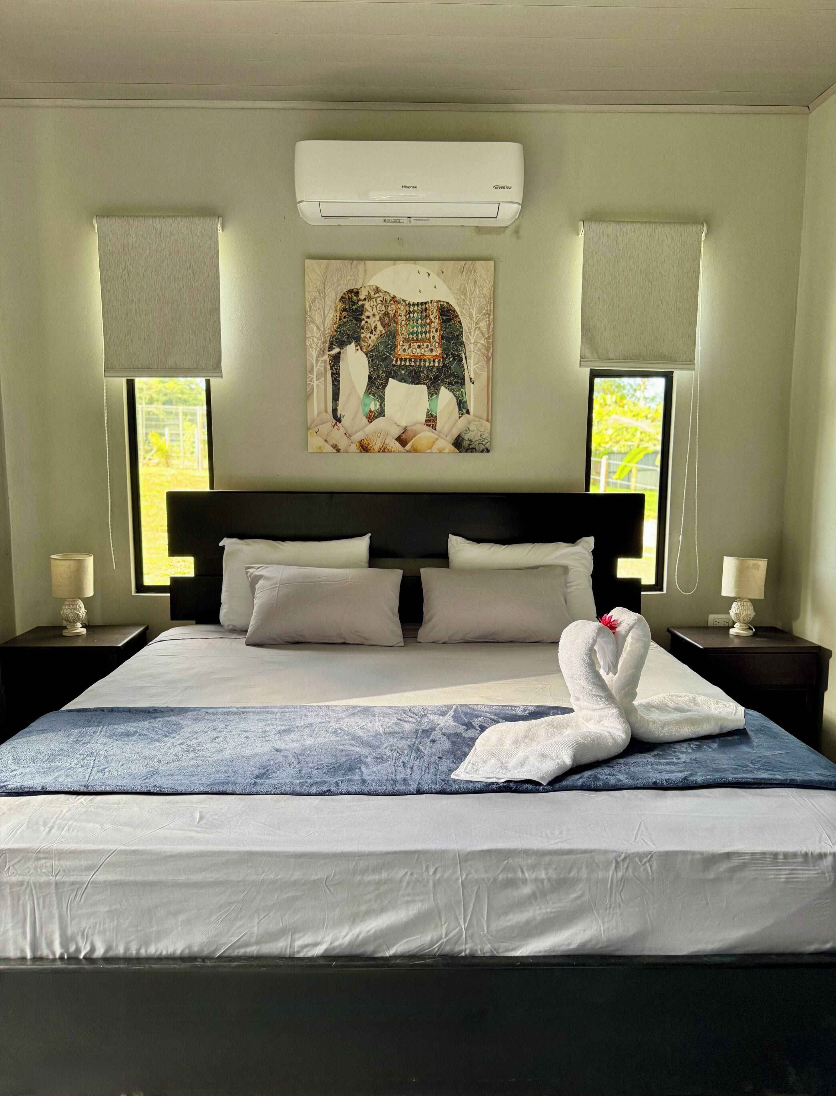 3 chambres, fer et planche à repasser, lit parapluie, Wi-Fi gratuit