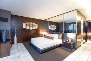 1 多间卧室、熨斗/熨衣板、WiFi、床单