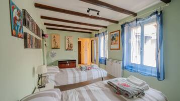 1 Schlafzimmer, Bügeleisen/Bügelbrett, Bettwäsche