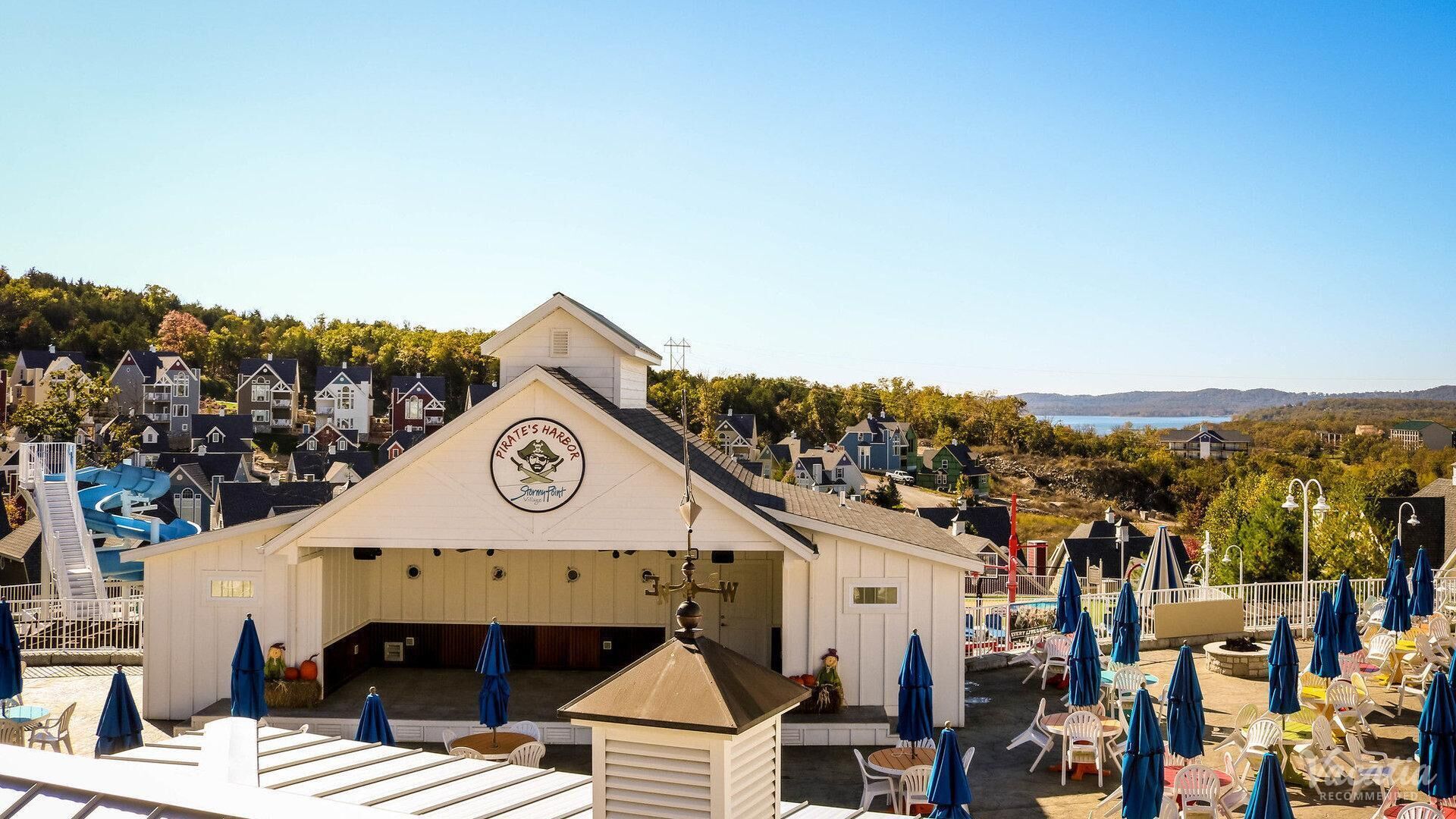 تناول الطعام بالخارج