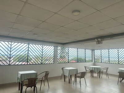DORAL INN HOTEL