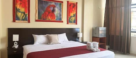 In-room safe, desk, iron/ironing board, free WiFi