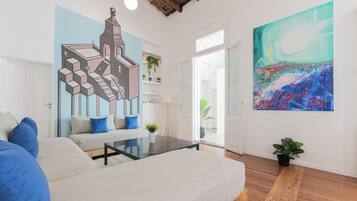 Townhome | Living area