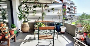 Property grounds - T4 sea view with parking (Ajaccio)