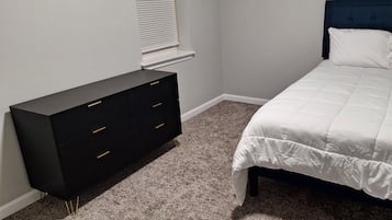 3 bedrooms, WiFi, bed sheets