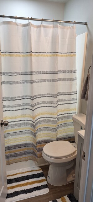 Towels, toilet paper