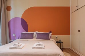 Townhome | 5 bedrooms, blackout drapes, iron/ironing board, free WiFi