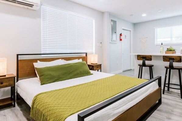 1 bedroom, iron/ironing board, free WiFi, bed sheets