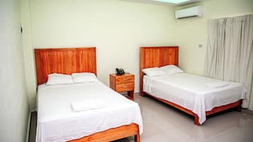 1 quarto, ferros/tábuas de passar roupa, Wi-Fi, roupa de cama