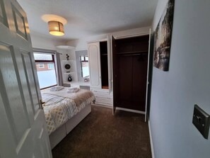 House, 2 Bedrooms