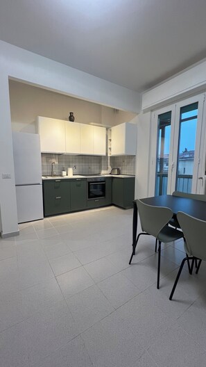 Dining - Careggi charm 2 bedrooms apartment (Firenze)