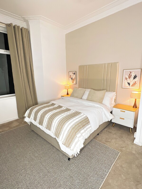 1 bedroom, iron/ironing board, travel cot, WiFi