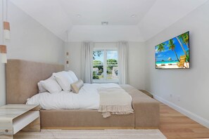 4 bedrooms, WiFi, bed sheets