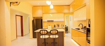 3-bedroom apartment in terrific Tema,Accra with WiFi, AC