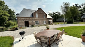 Buiten dineren