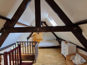 3 bedrooms, travel crib, free WiFi