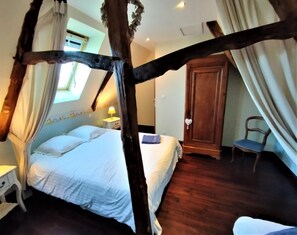 4 slaapkamers, reisbedje, gratis wifi